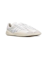 Chaussures de sport blanches adidas