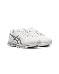 Chaussures de sport blanches Asics