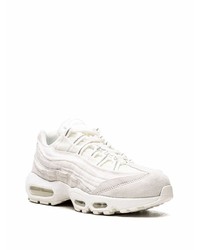 Chaussures de sport blanches Nike