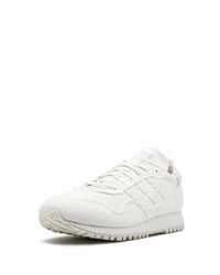 Chaussures de sport blanches adidas