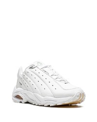 Chaussures de sport blanches Nike