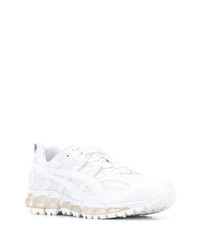 Chaussures de sport blanches Asics