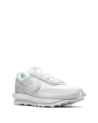 Chaussures de sport blanches Nike