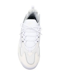 Chaussures de sport blanches Nike