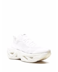 Chaussures de sport blanches Nike