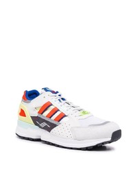 Chaussures de sport blanches adidas