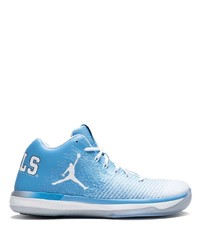 Chaussures de sport bleu clair Jordan