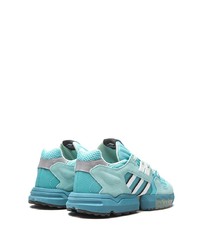 Chaussures de sport bleu clair adidas