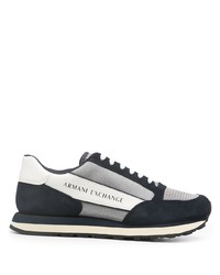 Chaussures de sport bleu marine et blanc Armani Exchange