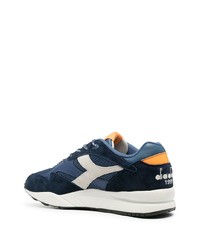 Chaussures de sport bleu marine et blanc Diadora