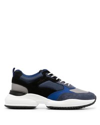 Chaussures de sport bleu marine et blanc Hogan