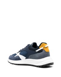 Chaussures de sport bleu marine et blanc Hogan