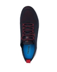 Chaussures de sport bleu marine et blanc Geox