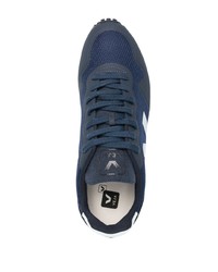 Chaussures de sport bleu marine et blanc Veja