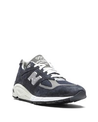 Chaussures de sport bleu marine et blanc New Balance