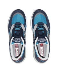 Chaussures de sport bleu marine et blanc New Balance