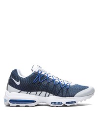 Chaussures de sport bleu marine et blanc Nike