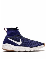 Chaussures de sport bleu marine et blanc Nike