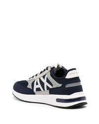 Chaussures de sport bleu marine et blanc Armani Exchange