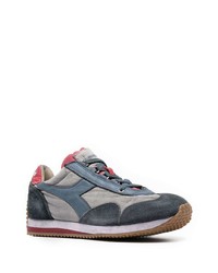 Chaussures de sport bleu marine et blanc Diadora