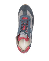 Chaussures de sport bleu marine et blanc Diadora