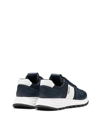 Chaussures de sport bleu marine et blanc Prada