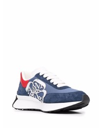 Chaussures de sport bleu marine et blanc Alexander McQueen