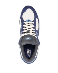 Chaussures de sport bleu marine et blanc New Balance