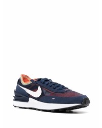 Chaussures de sport bleu marine et blanc Nike