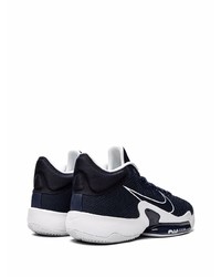 Chaussures de sport bleu marine et blanc Nike