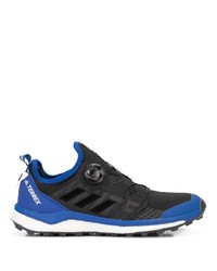 Chaussures de sport bleu marine adidas