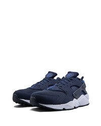 Chaussures de sport bleu marine Nike