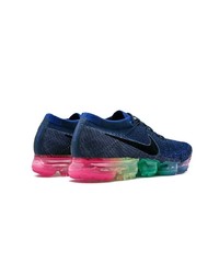 Chaussures de sport bleu marine Nike