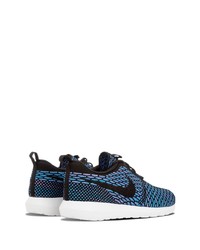 Chaussures de sport bleu marine Nike