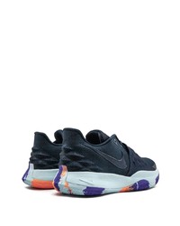 Chaussures de sport bleu marine Nike