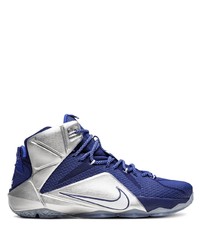 Chaussures de sport bleu marine Nike