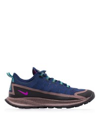 Chaussures de sport bleu marine Nike