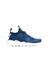 Chaussures de sport bleu marine Nike