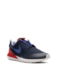 Chaussures de sport bleu marine Nike