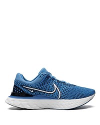 Chaussures de sport bleues Nike