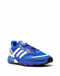 Chaussures de sport bleues adidas