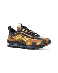 Chaussures de sport camouflage marron clair Nike