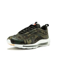 Chaussures de sport camouflage marron foncé Nike