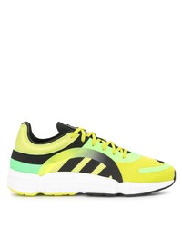 Chaussures de sport chartreuses adidas