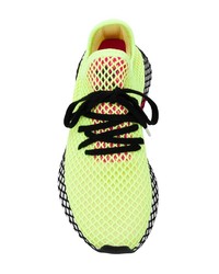 Chaussures de sport chartreuses adidas