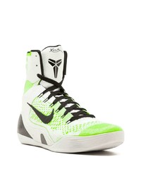 Chaussures de sport chartreuses Nike