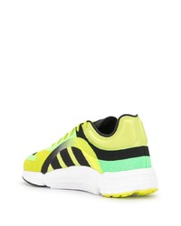 Chaussures de sport chartreuses adidas