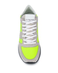 Chaussures de sport chartreuses Philippe Model Paris