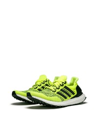 Chaussures de sport chartreuses adidas