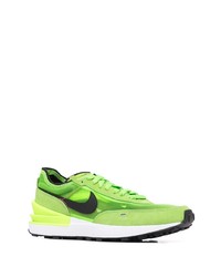 Chaussures de sport chartreuses Nike